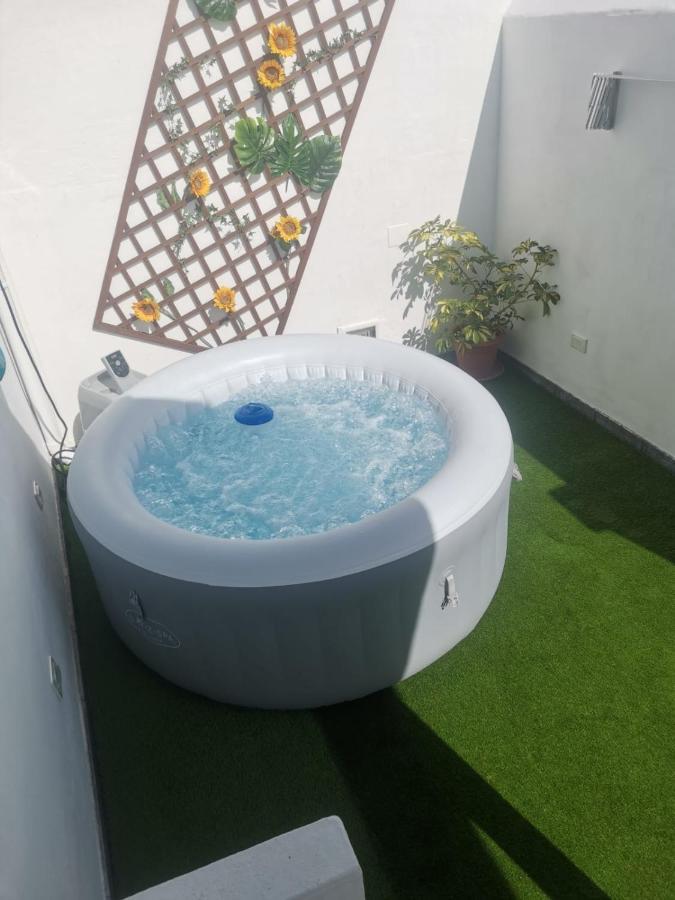 Chalet Con Jacuzzi Climatizado, Barbacoa Y Cerca De La Playa Abades  Exterior photo